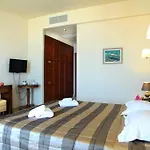 Hotel Tesoro 3*