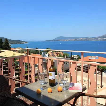 Hotel Tesoro Nikiana