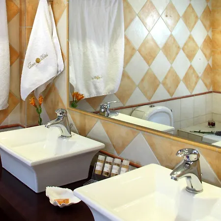 Tesoro Hotel 3*