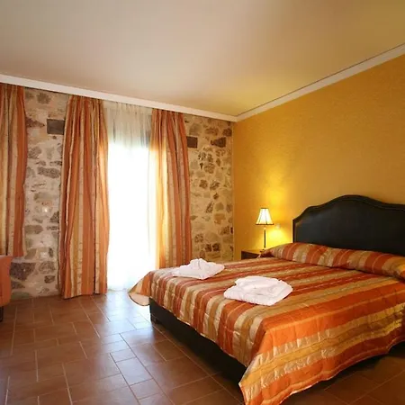 Hotel Tesoro 3*