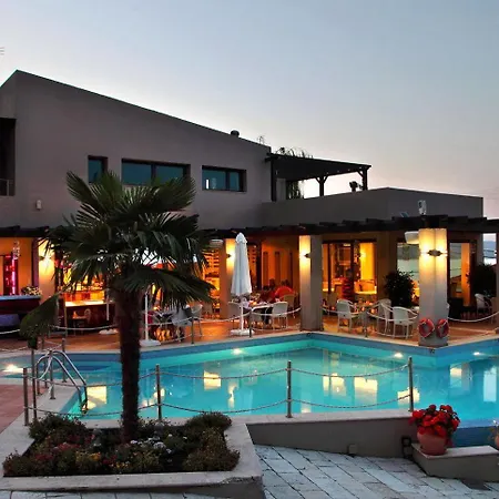 Hotel Tesoro Nikiana